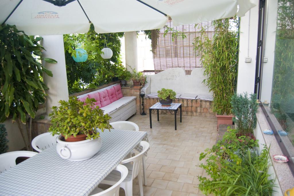 B&B Cactus Giardini Naxos Exterior foto